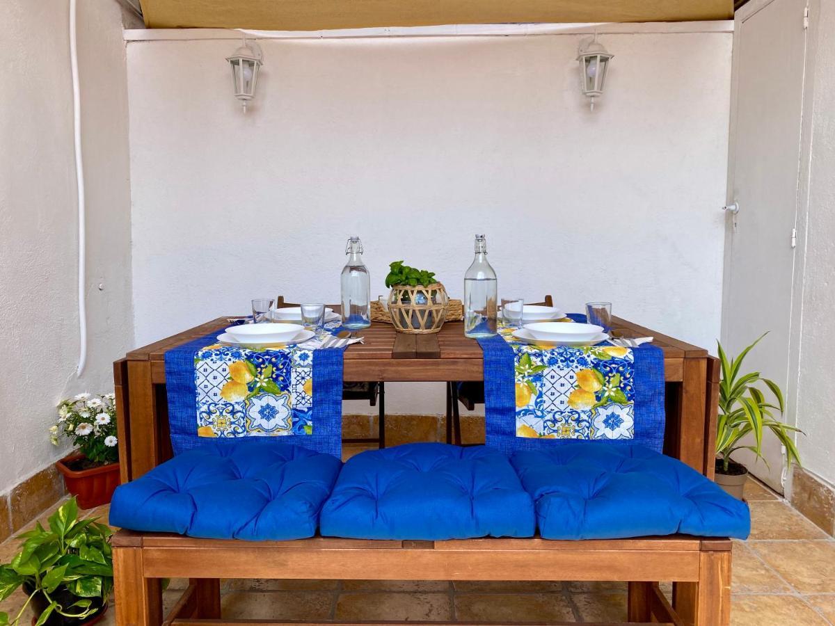 Casa Con Terrazzo In Centro Lejlighed Napoli Eksteriør billede