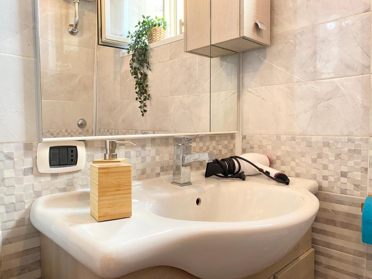 Casa Con Terrazzo In Centro Lejlighed Napoli Eksteriør billede